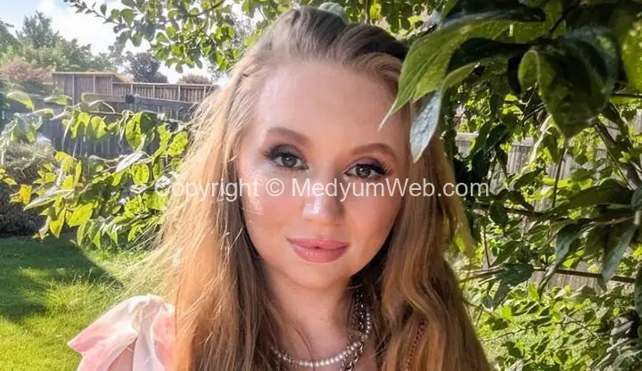 Mesudiye Medyum Roya